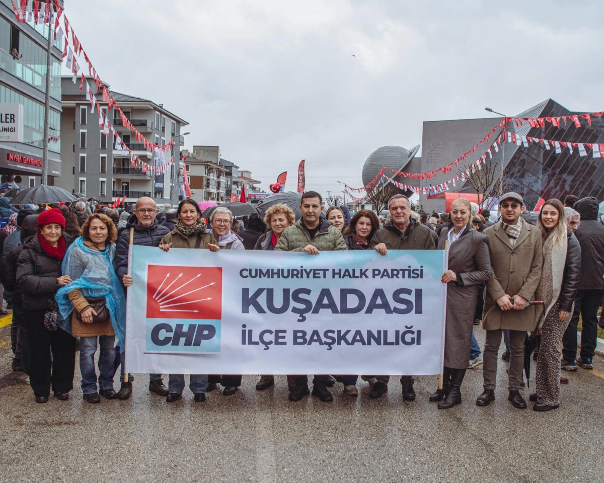 80&rsquo;inci Miting: Birlikte G&uuml;&ccedil;l&uuml;y&uuml;z, Milletin İradesine Sahip &Ccedil;ıkıyoruz