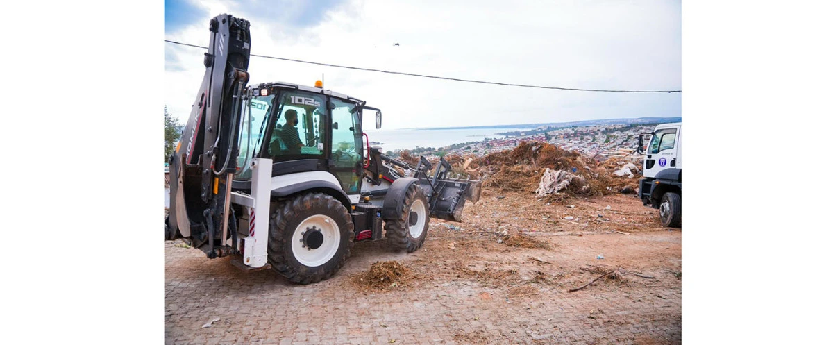 AKBÜK’TE TEMİZLİK ÇALIŞMALARI HIZ KESMEDEN DEVAM EDİYOR