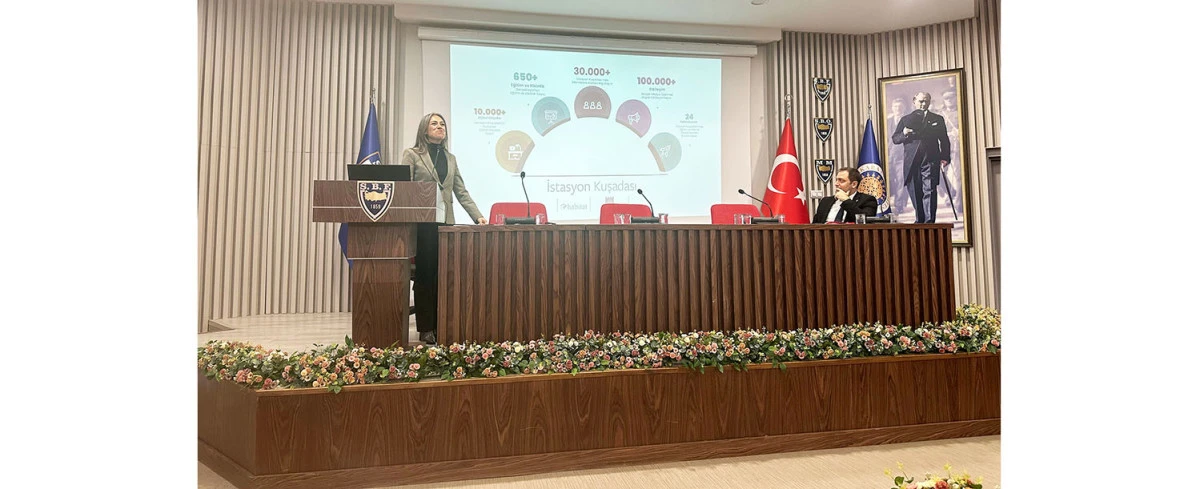 ANKARA’DAKİ SEMPOZYUMA KUŞADASI BELEDİYESİ’NİN PROJELERİ DAMGA VURDU 