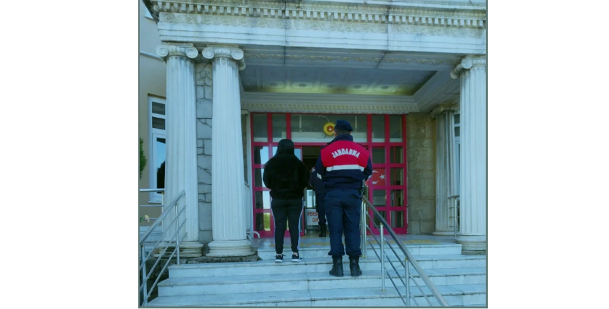ARANMASI OLAN ŞAHISI DİDİM JANDARMA YAKALADI