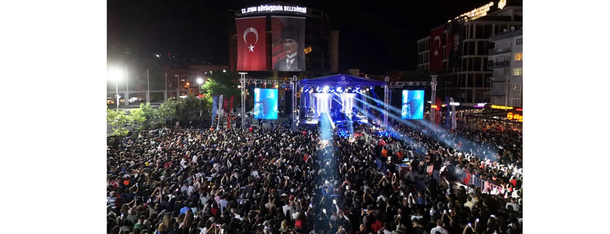 AYDIN BÜYÜKŞEHİR BELEDİYESİ 19 MAYIS ATATÜRK'Ü ANMA,  GENÇLİK VE SPOR BAYRAMI'NI 40 BİN AYDINLIYLA KUTLADI