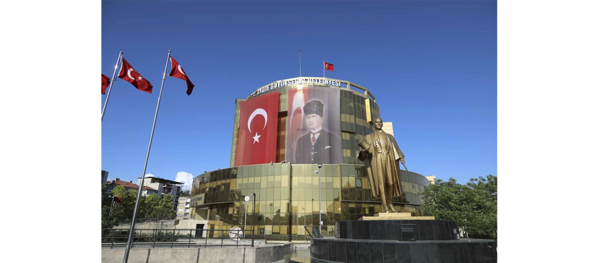 AYDIN BÜYÜKŞEHİR BELEDİYESİ 7 GÜN 24 SAAT VATANDAŞLARIN YANINDA