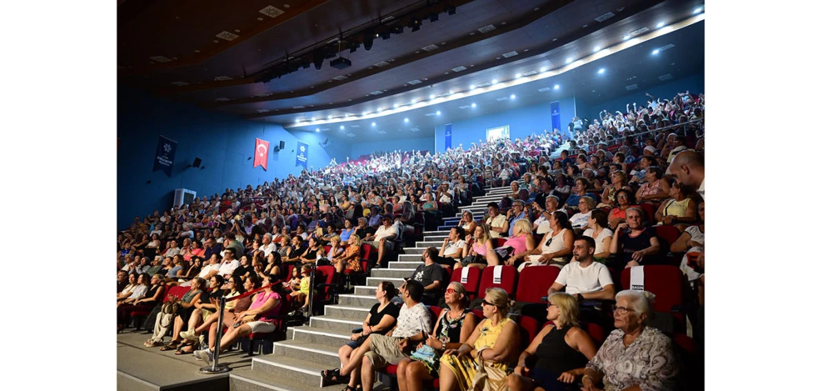 AYDIN B&Uuml;Y&Uuml;KŞEHİR BELEDİYESİ YAZ KONSERLERİ S&Uuml;R&Uuml;YOR