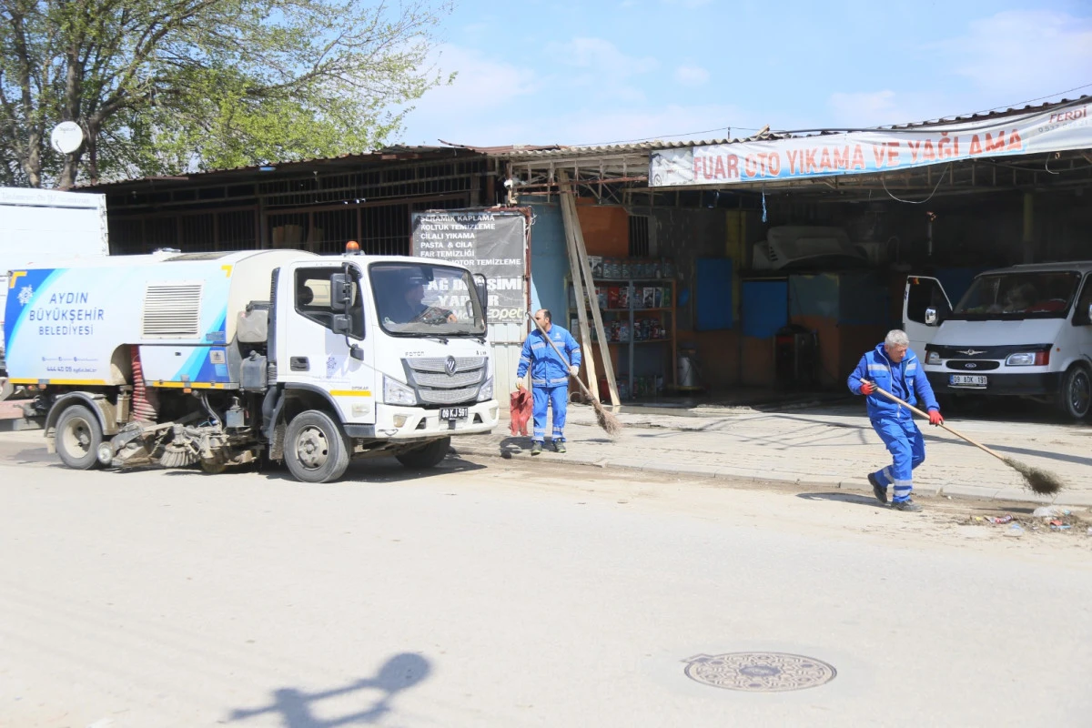 AYDIN B&Uuml;Y&Uuml;KŞEHİR BELEDİYESİ'NDEN ACARLAR&rsquo;DA &Ccedil;EVRE D&Uuml;ZENLEME VE BAKIM &Ccedil;ALIŞMASI