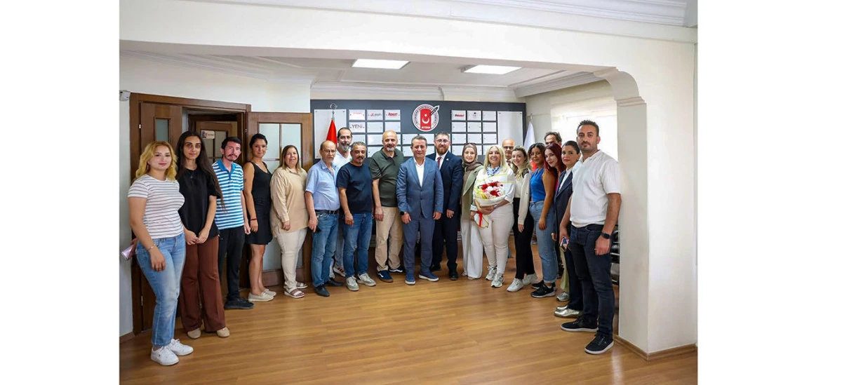 BAŞKAN ANIL YETİŞKİN BASIN &Ouml;ZG&Uuml;RL&Uuml;Ğ&Uuml; G&Uuml;N&Uuml;'NDE GAZETECİLERLE BULUŞTU