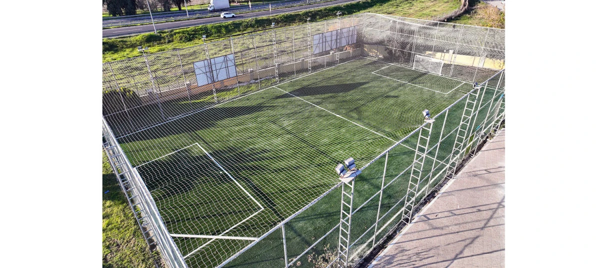 BAŞKAN ANIL YETİŞKİN KENTE BİR TESİS DAHA KAZANDIRDI &Ccedil;EŞTEPE HALI SAHA A&Ccedil;ILDI