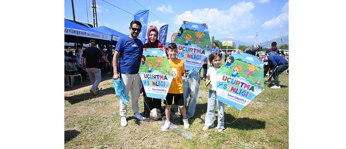 BAŞKAN ÇERÇİOĞLU ÇOCUKLARI UÇURTMA ŞENLİĞİ'NDE BULUŞTURDU