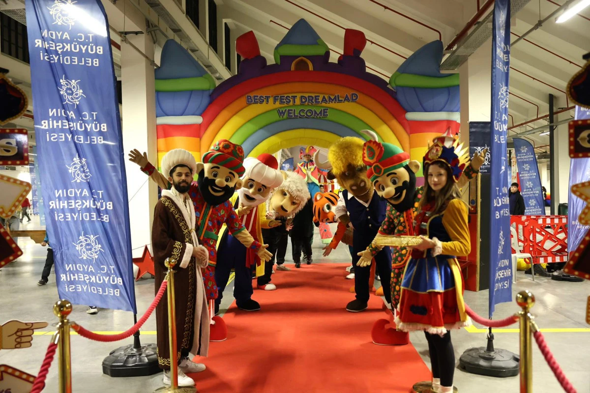 BAŞKAN &Ccedil;ER&Ccedil;İOĞLU FUAR AYDIN&rsquo;DA VATANDAŞLARI RAMAZAN ETKİNLİKLERİ İLE BULUŞTURUYOR