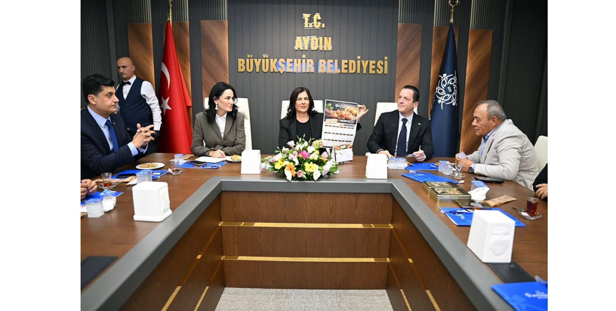 BAŞKAN &Ccedil;ER&Ccedil;İOĞLU İNCİR İHRACAT&Ccedil;ILARI İLE BULUŞTU