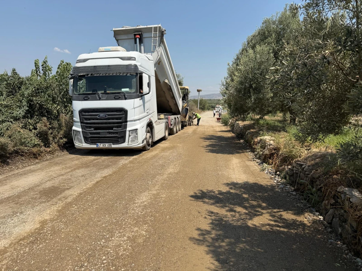 BAŞKAN &Ccedil;ER&Ccedil;İOĞLU KENTİN ULAŞIM ALTYAPISINI G&Uuml;&Ccedil;LENDİREN &Ccedil;ALIŞMALARINA DEVAM EDİYOR