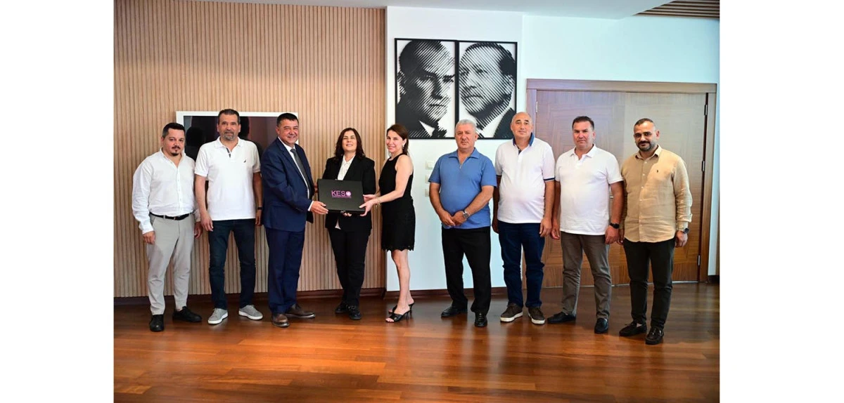 BAŞKAN &Ccedil;ER&Ccedil;İOĞLU&rsquo;NA KUŞADASI ESNAF VE SANATKARLAR ODASI&rsquo;NDAN ZİYARET
