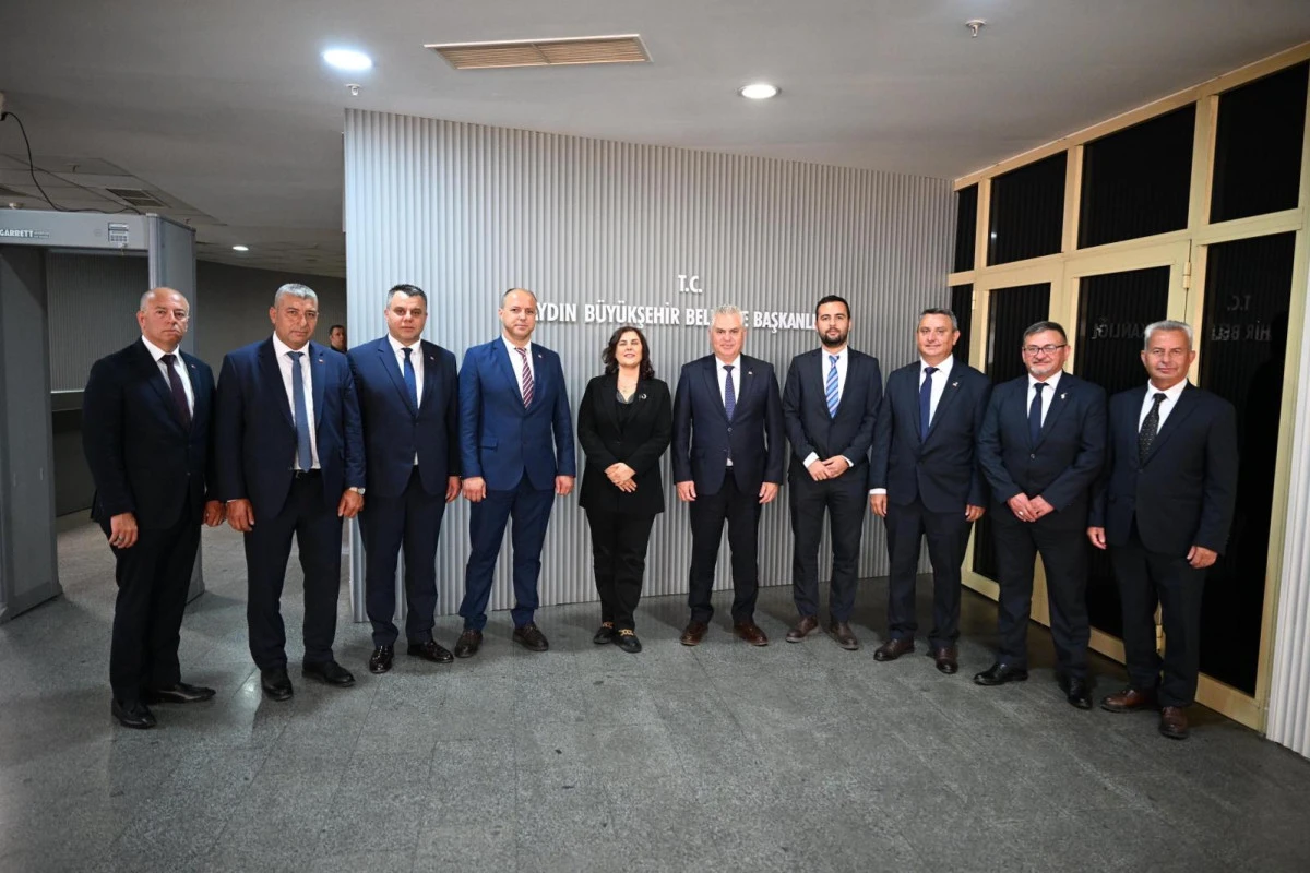 BAŞKAN &Ccedil;ER&Ccedil;İOĞLU&rsquo;NA KUŞADASI ŞOF&Ouml;RLER VE OTOMOBİLCİLER ESNAF ODASI&rsquo;NDAN ZİYARET