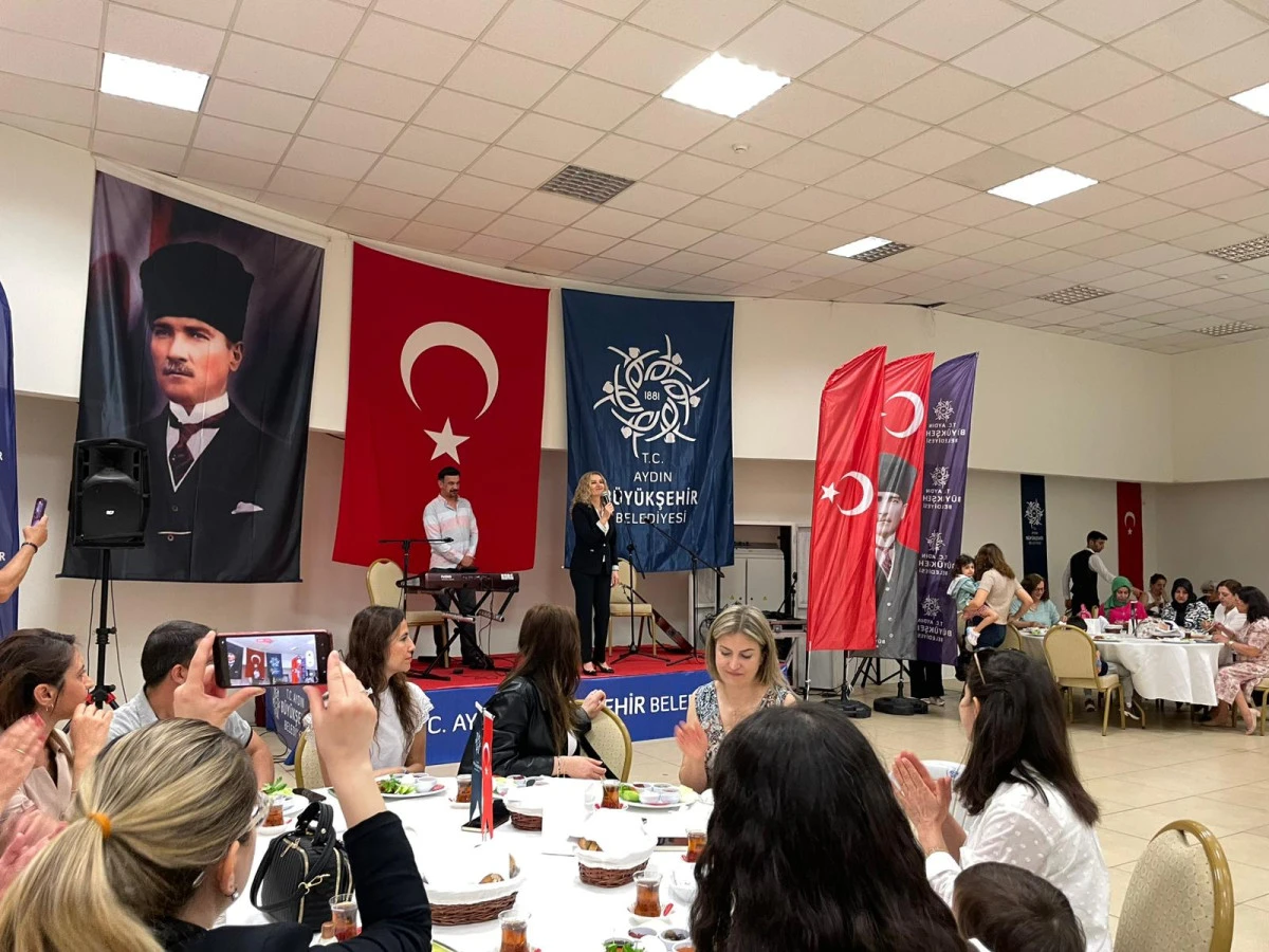BAŞKAN ÇERÇİOĞLU’NDAN AYDINLI ANNELERE ‘ANNELER GÜNÜ’ HEDİYESİ