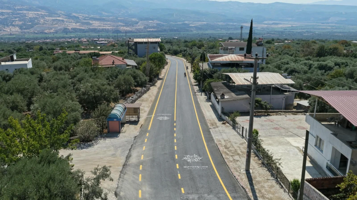 BAŞKAN &Ccedil;ER&Ccedil;İOĞLU&rsquo;NDAN KUYUCAK&rsquo;TA YOL YENİLEME &Ccedil;ALIŞMASI