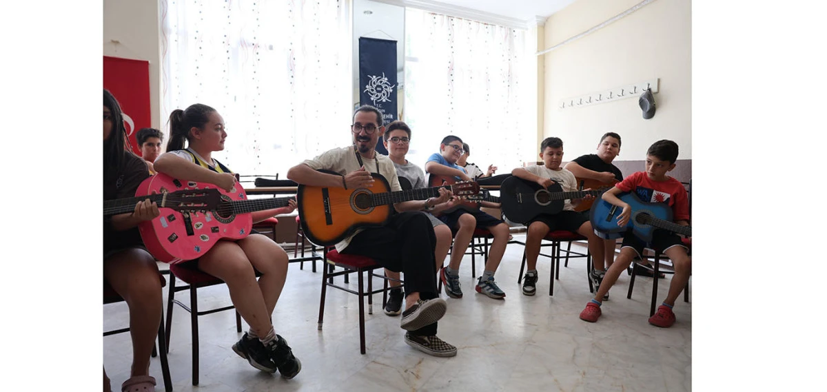 BAŞKAN &Ccedil;ER&Ccedil;İOĞLU&rsquo;NUN &Ccedil;ALIŞMALARI İLE AYDINLI &Ccedil;OCUKLAR SANATLA BULUŞUYOR