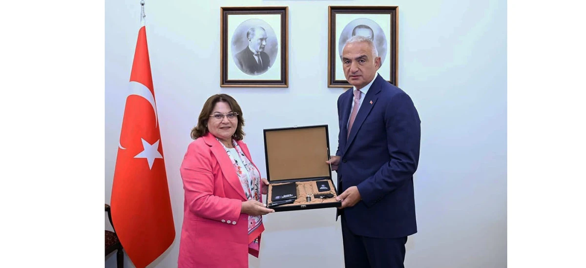 BAŞKAN GENÇAY’DAN, KÜLTÜR VE TURİZM BAKANI ERSOY’A ZİYARET