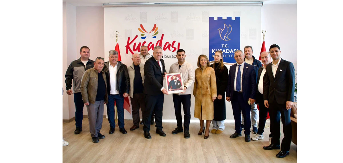 BAŞKAN &Ouml;MER G&Uuml;NEL: &ldquo;HER ADAYA EŞİT MESAFEDEYİM&rdquo;