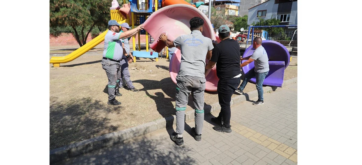BAŞKAN TETİK TALİMAT VERDİ: &Ccedil;OCUK OYUN PARKLARINDA B&Uuml;Y&Uuml;K D&Ouml;N&Uuml;Ş&Uuml;M