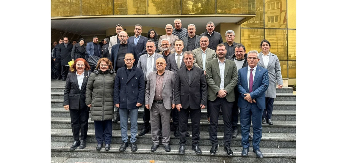 BAŞKAN YETİŞKİN &Ccedil;ER&Ccedil;İOĞLU&rsquo;NA SORDU &ldquo;PARANIZ YOK MU KREDİ KULLANIYORSUNUZ&rdquo;