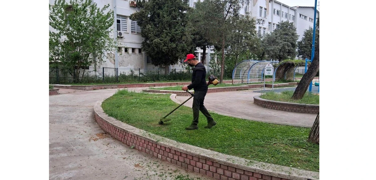 BAŞKAN YETİŞKİN&rsquo;LE EFELER&rsquo;DE BAHAR TEMİZLİĞİ SEFERBERLİĞE D&Ouml;N&Uuml;ŞT&Uuml;