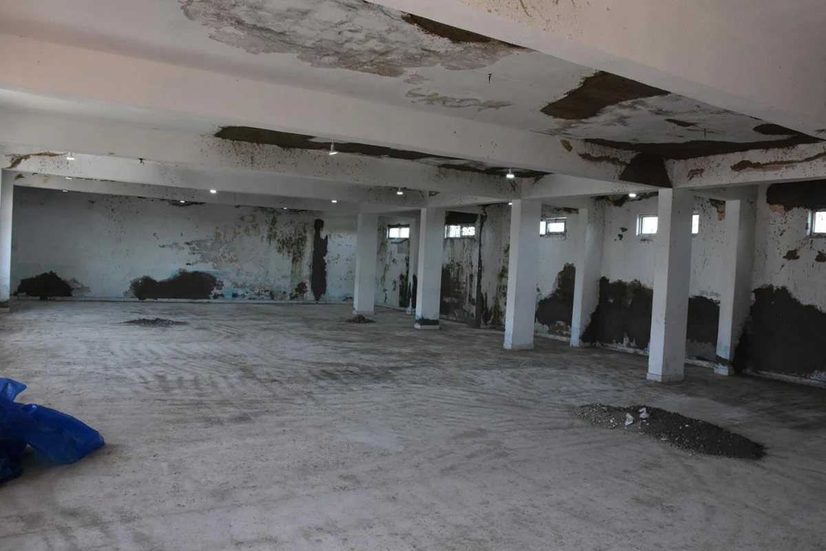 BAŞKAN ZENCİRCİ&rsquo;DEN D&Uuml;Ğ&Uuml;N SALONU HAMLESİ