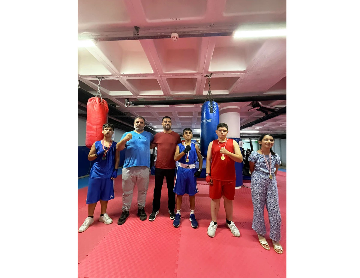 BOKSTA DİDİM'E ÜÇ ALTIN BİR GÜMÜŞ MADALYA GELDİ 