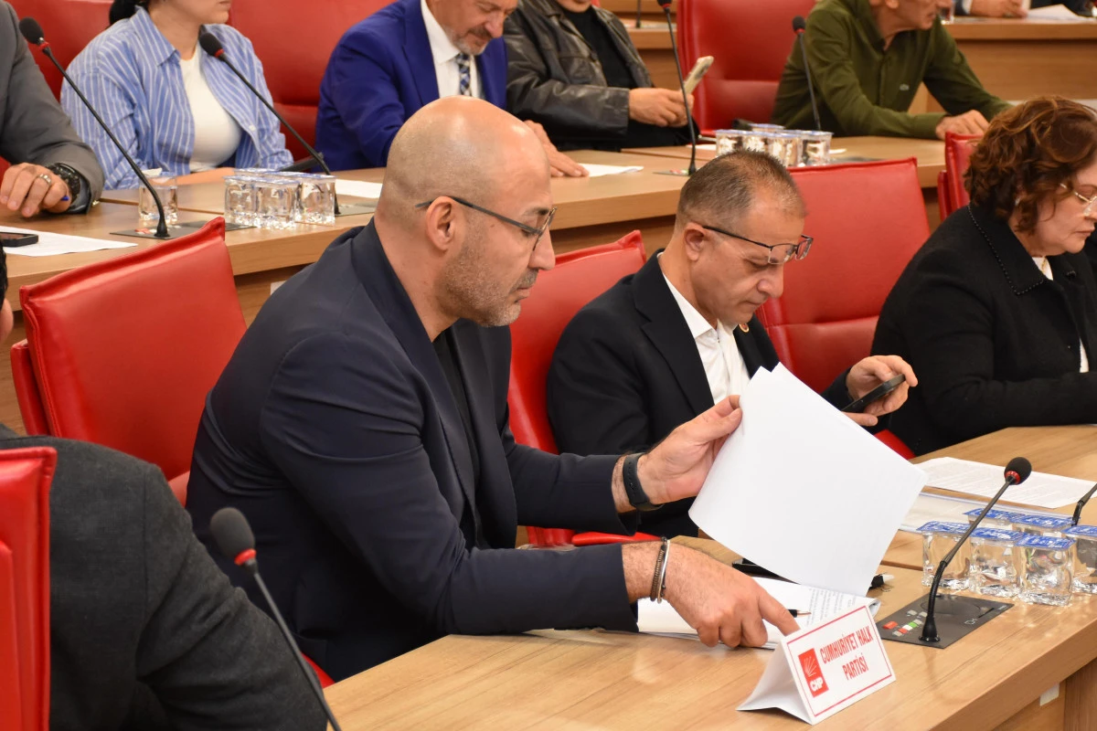 BURAK ZENCİRCİ MECLİS TOPLANTISI SONRASI AÇIKLAMALARDA BULUNDU