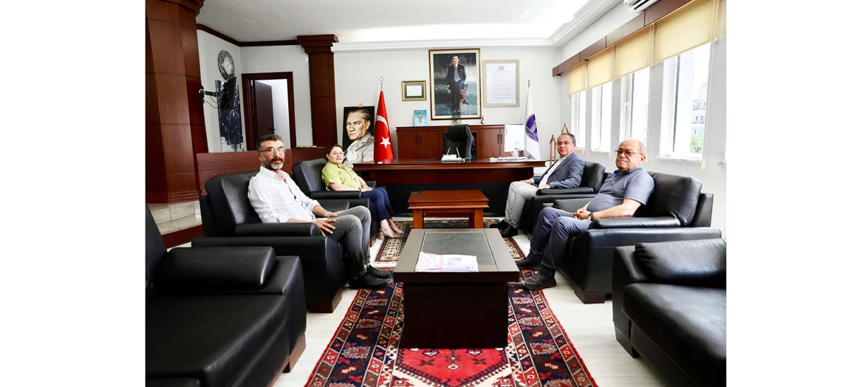CHP AYDIN MİLLETVEKİLİ EVRİM KARAKOZ, CHP İL BAŞKANI HİKMET SAATÇİ VE CHP DİDİM İLÇE BAŞKANI AŞKIN ATLI’DAN BAŞKAN GENÇAY’A ZİYARET
