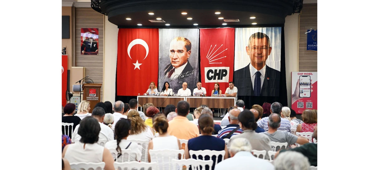 CHP KUŞADASI İLÇE ÖRGÜTÜ GENİŞLETİLMİŞ ÖRGÜT TOPLANTISI GERÇEKLEŞTİRİLDİ