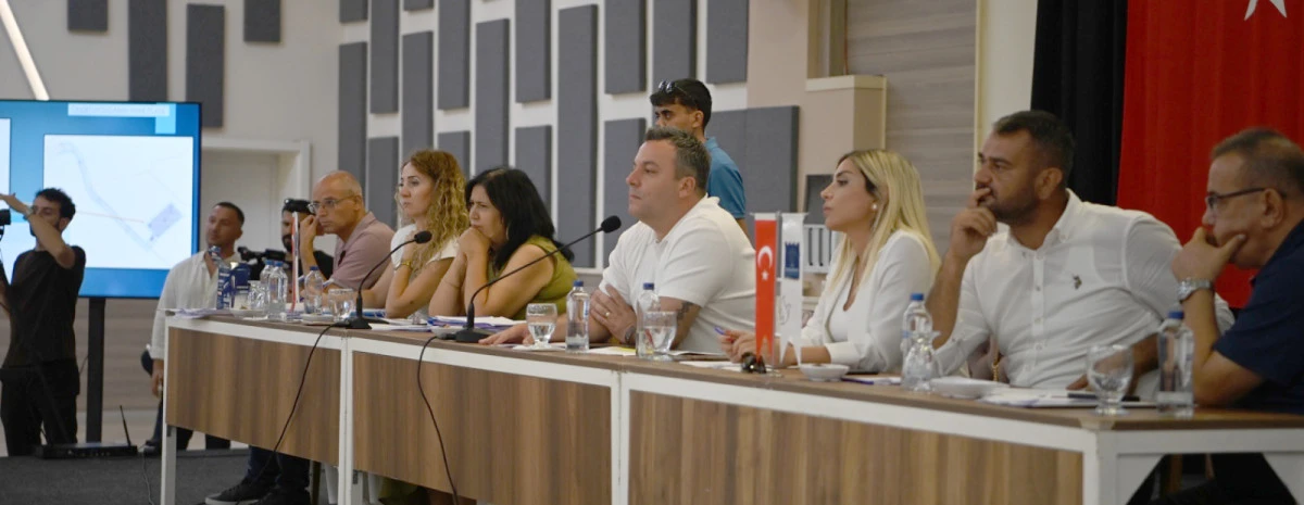  DEMİRTAŞ &Ouml;ZER T&Uuml;RK STADI İLE İLGİLİ DEDİKODULARA SON NOKTAYI KOYDU
