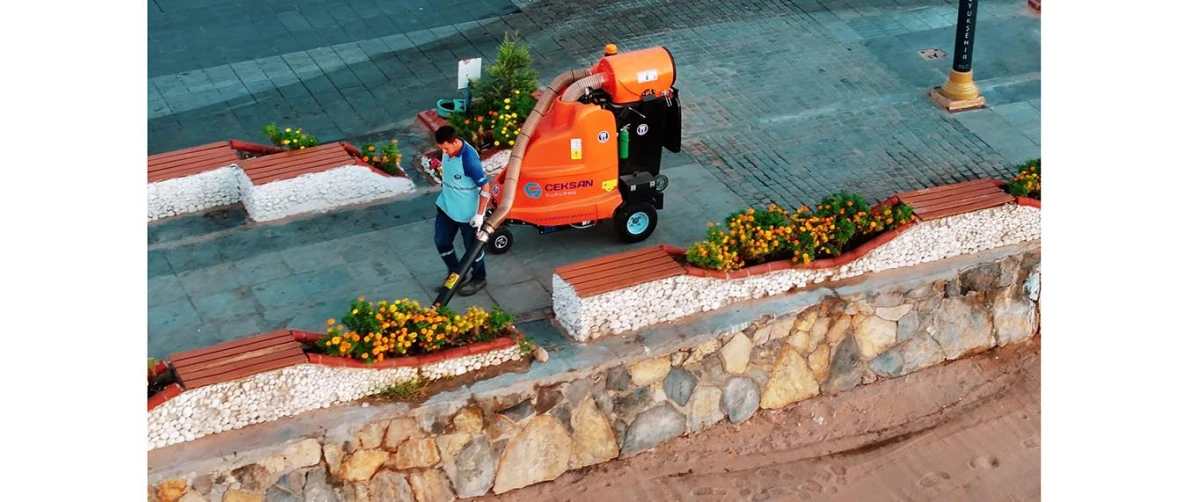 DİDİM BELEDİYESİ, G&Uuml;N DOĞMADAN TEMİZLİK MESAİSİNE BAŞLIYOR