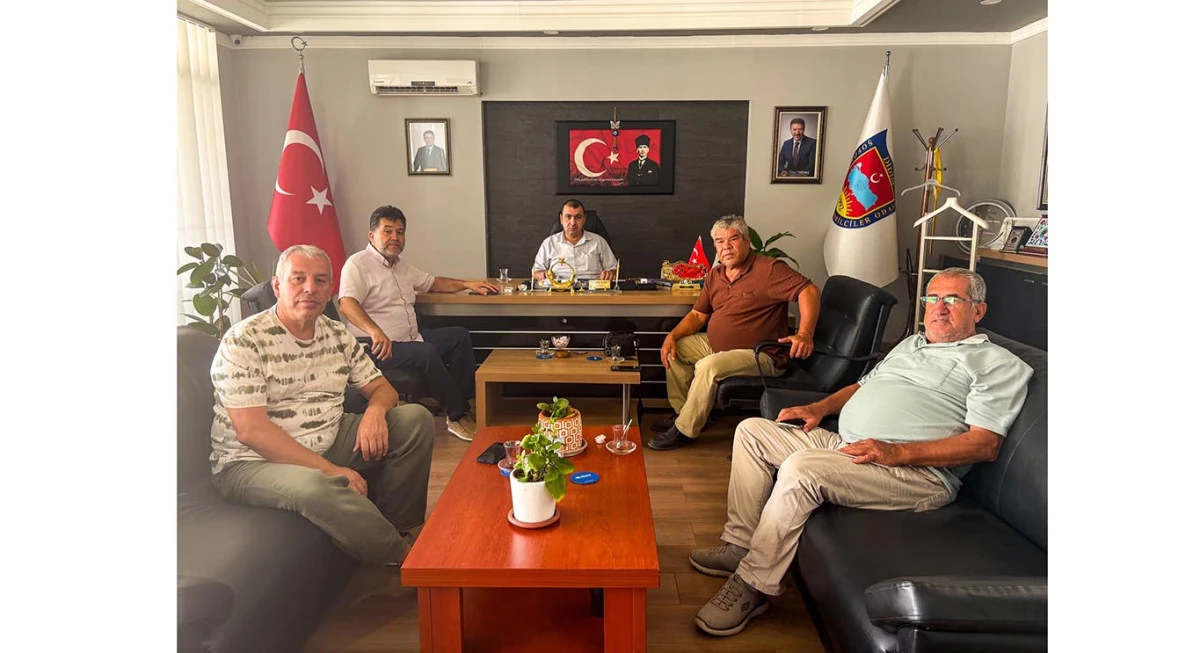 DİDİM ŞOF&Ouml;RLER ODASI BAŞKANI ŞAM, OKUL SERVİS ŞOF&Ouml;RLERİYLE BİR ARAYA GELDİ