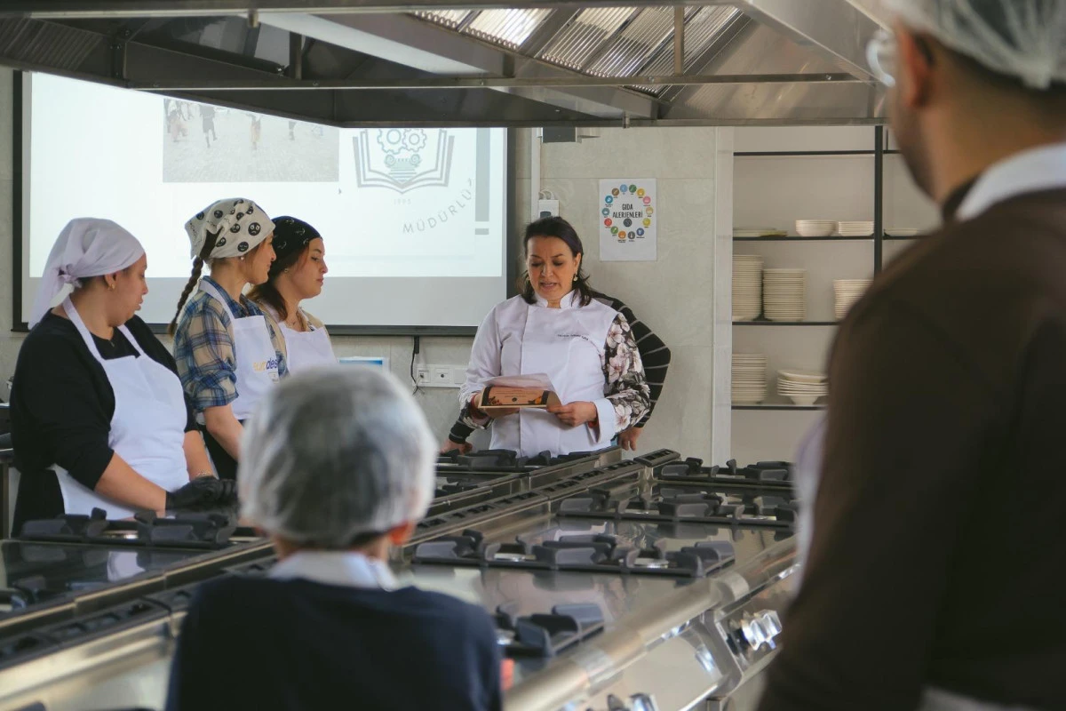 DİDİM&rsquo;DE GEN&Ccedil;LİK VE GASTRONOMİ BULUŞMASI: MUTFAK AKADEMİSİ&rsquo;NDE AVRUPA VİZYONU