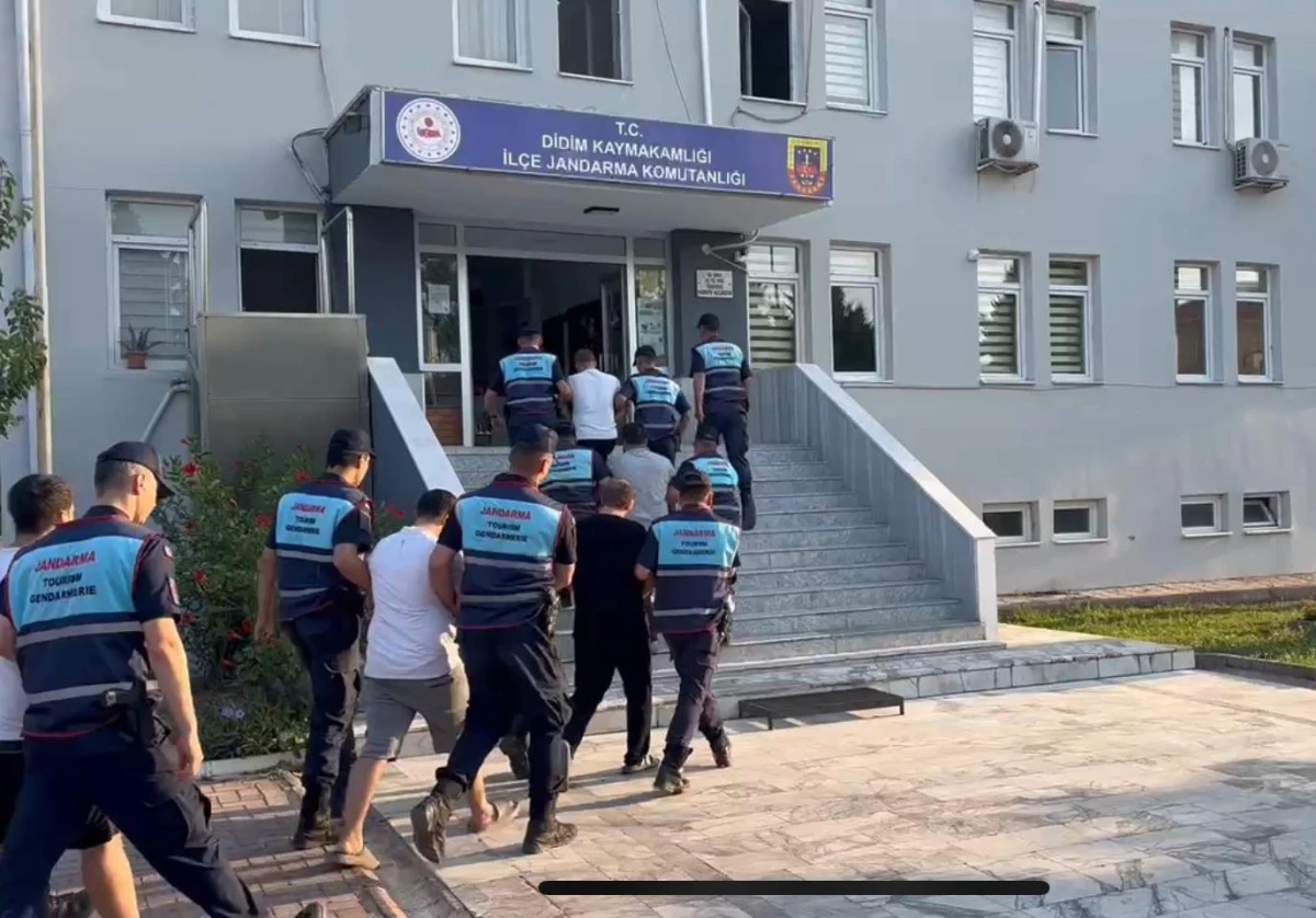 Didim’e Bağlı Akbük Mahallesinde Saldırı Sonrası Şüpheliler Adliyeye sevkedildi.