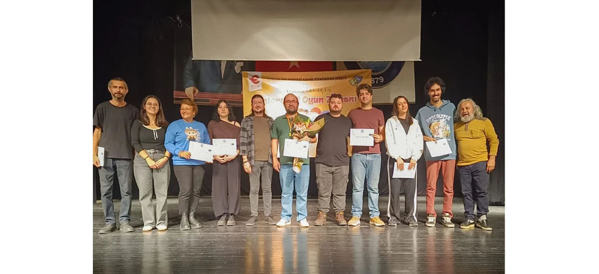 EFELER BELEDİYESİ SANATIN IŞIĞINI SALİHLİ’YE TAŞIDI