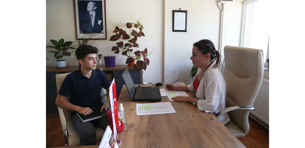 EFELER BELEDİYESİ&rsquo;NDEN &Ouml;ĞRENCİLERE &Uuml;CRETSİZ LGS TERCİH DESTEĞİ