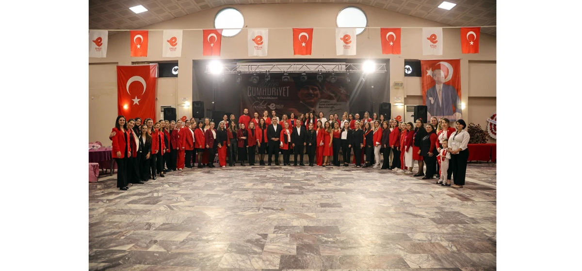 EFELER&rsquo;DE CUMHURİYET BAYRAMI COŞKUSU