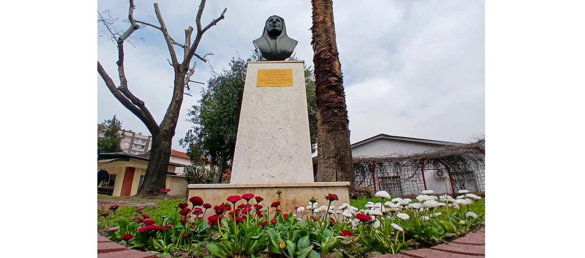 EFELER&rsquo;DE YEŞİL D&Ouml;N&Uuml;Ş&Uuml;M: G&Uuml;L ESİN PARKI YENİ Y&Uuml;Z&Uuml;YLE IŞILDIYOR