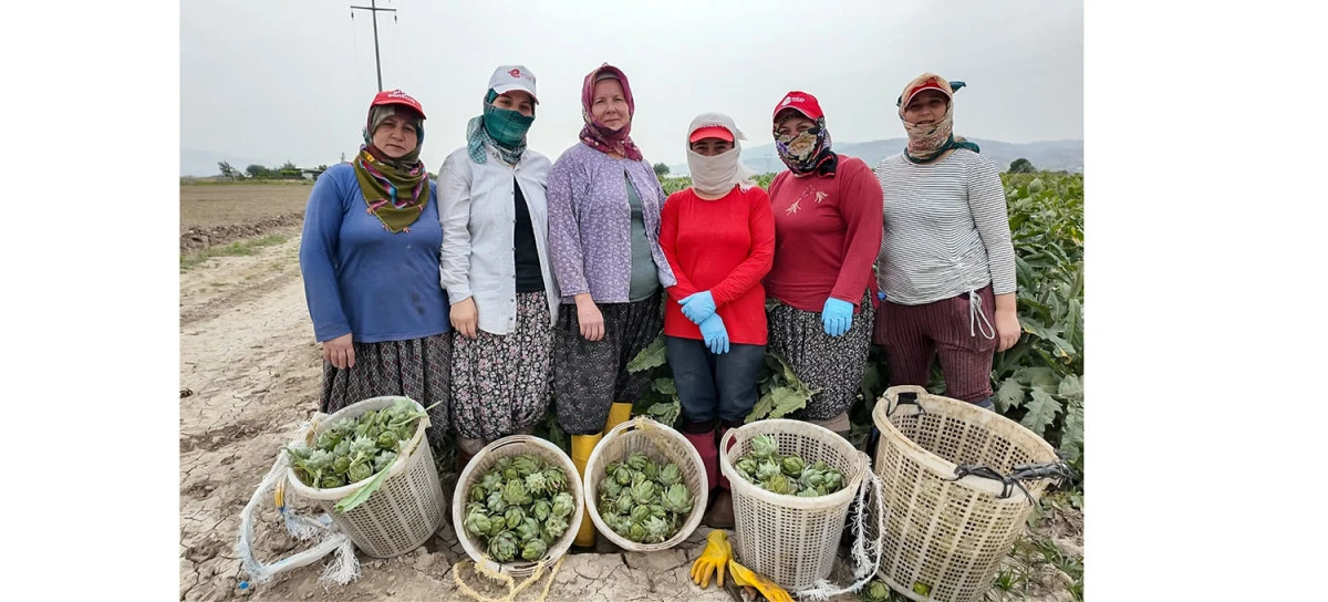 EFELER&rsquo;İN BAŞROL&Uuml;NDE KADIN VAR: BAŞKAN ANIL YETİŞKİN İLE AYDINLIK YARINLARA