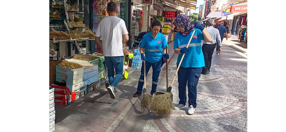 EFELER’İN SOKAKLARINDA YENİ DÖNEM:  TEMİZLİK ÇALIŞMALARINA KADIN ELİ DEĞİYOR