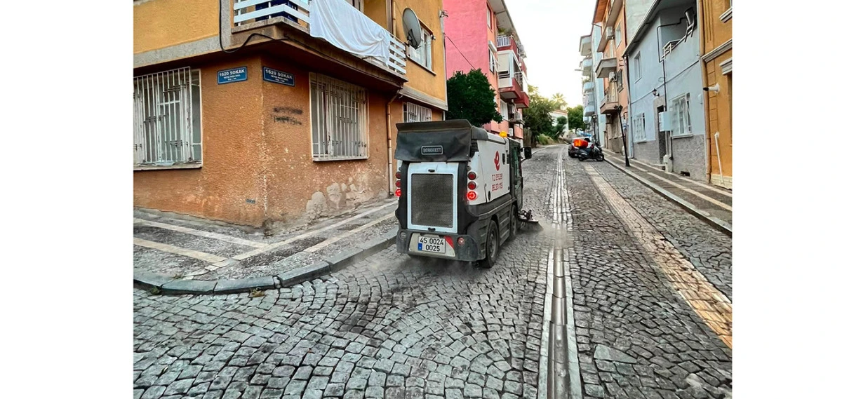 EFELER&rsquo;İN TARİHİ &Ccedil;ARŞILARINDA KAPSAMLI TEMİZLİK SEFERBERLİĞİ