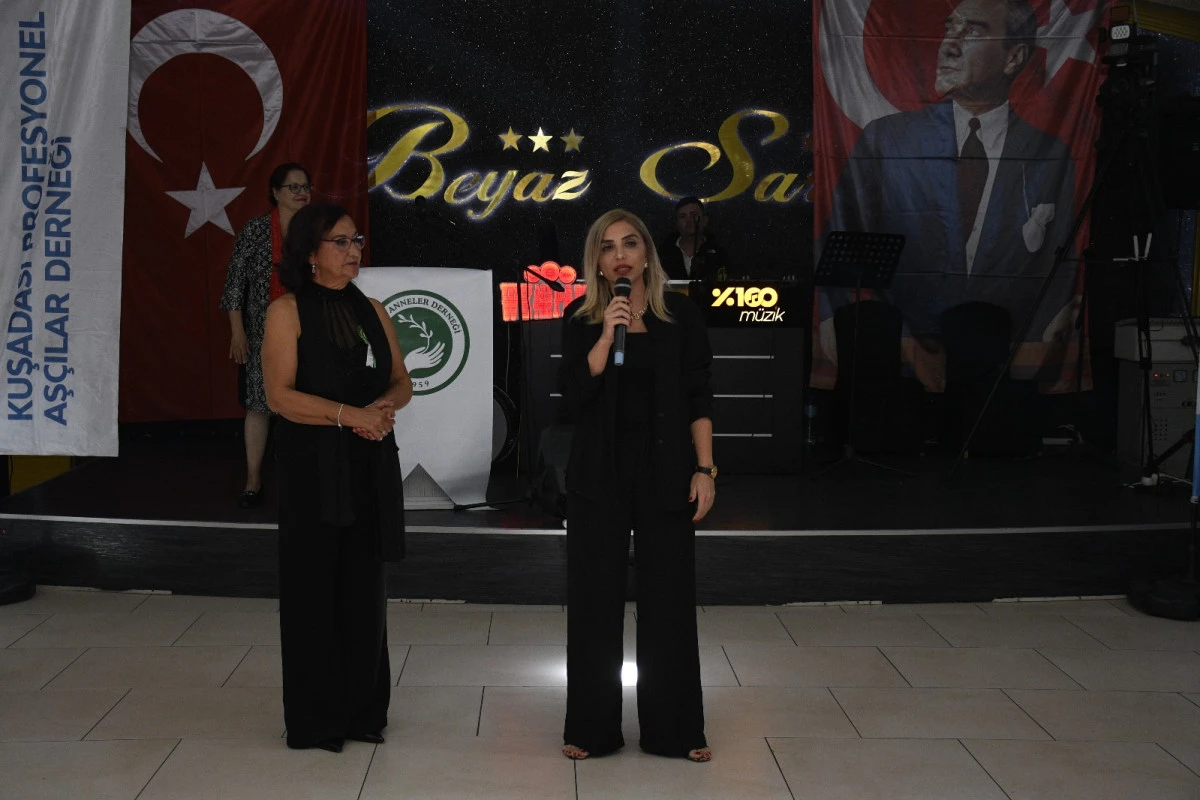 EĞİTİM VARSA UMUT VAR” KUŞADASI’NDA ANLAMLI DAYANIŞMA GECESİ