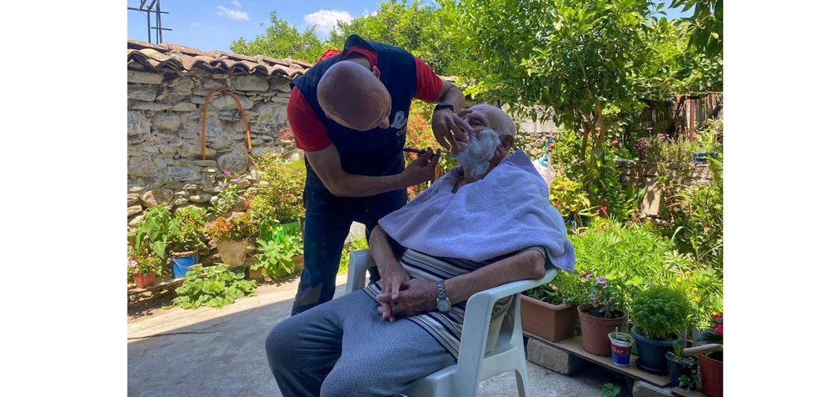 EVDE BAKIM HİZMETLERİNE TALEP ARTIYOR