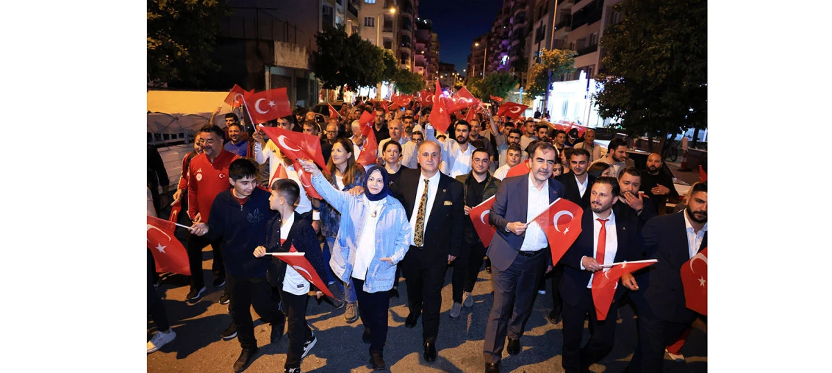 İNCİRLİOVA'DA 19 MAYIS COŞKUSU SOKAKLARA TAŞTI