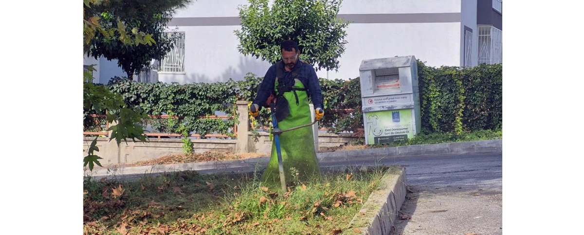 KENTİN YEŞİL DOKUSUNA KUŞADASI BELEDİYESİ&rsquo;NDEN PROFESYONEL DOKUNUŞ
