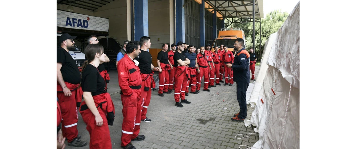 KUŞADASI BELEDİYESİ ARAMA KURTARMA EKİBİ EĞİTİMİNİ BAŞARIYLA TAMAMLADI