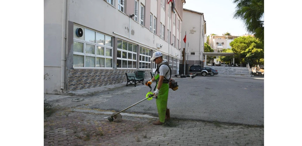 KUŞADASI BELEDİYESİ OKULLARI YENİ EĞİTİM YILINA HAZIRLIYOR