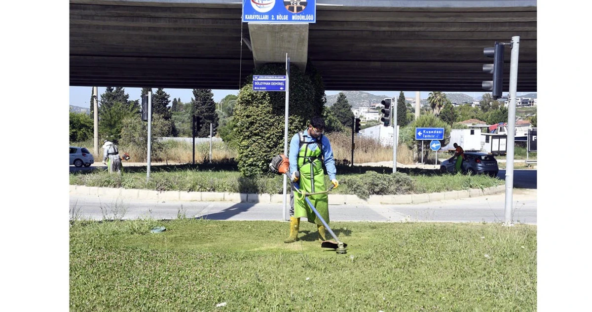 KUŞADASI BELEDİYESİ&rsquo;NDEN YEŞİL DOKUYA TİTİZ DOKUNUŞ