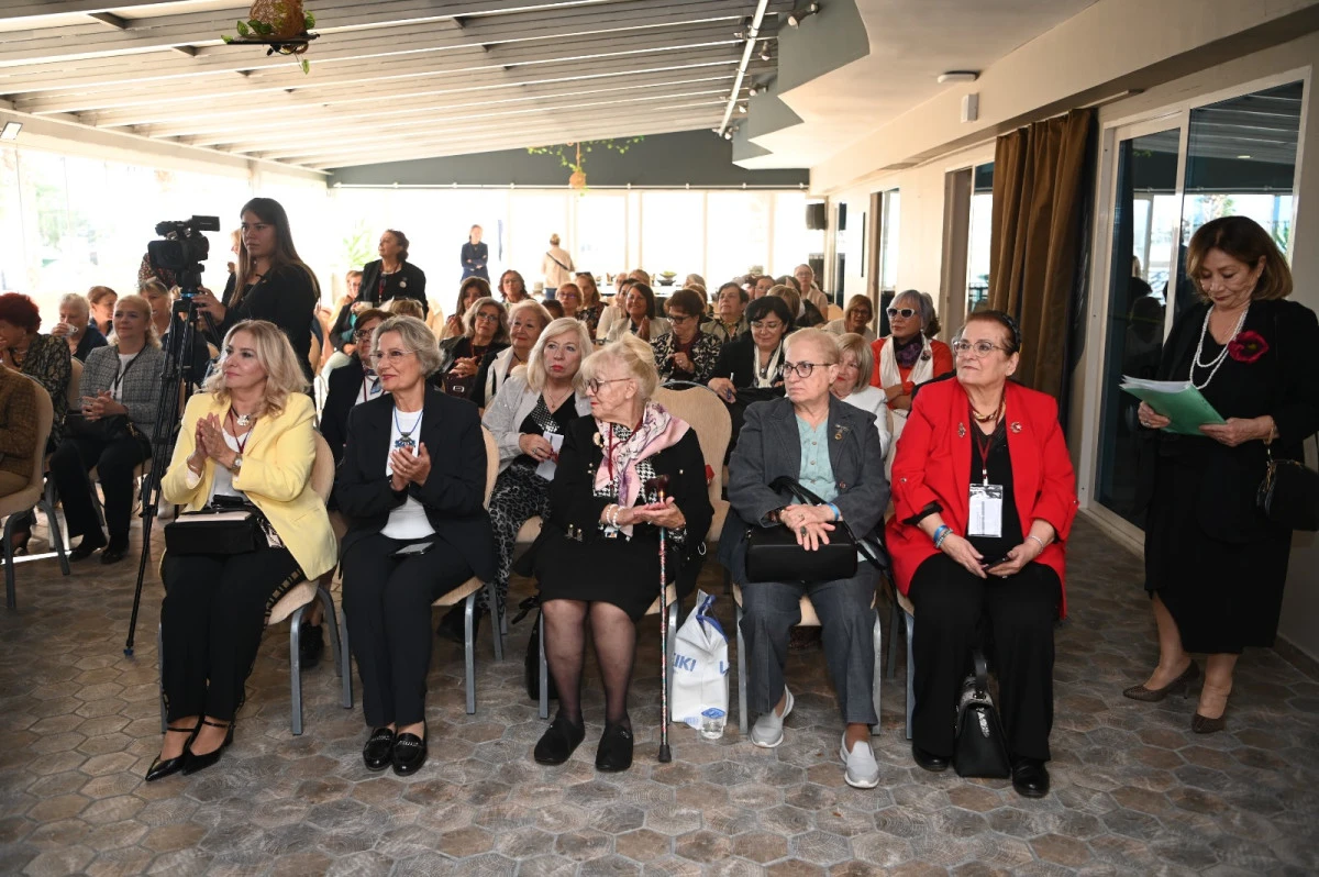 KUŞADASI&rsquo;NDA &lsquo;KADINLAR VAR, HERKESE BARIŞ ZİRVE 2026 BULUŞMASI&rsquo; BAŞLADI