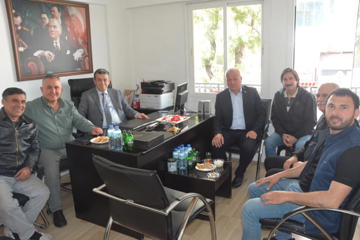 Kuşadası&rsquo;nda K&uuml;nkc&uuml; r&uuml;zgarı: Destek &ccedil;ığ gibi b&uuml;y&uuml;yor